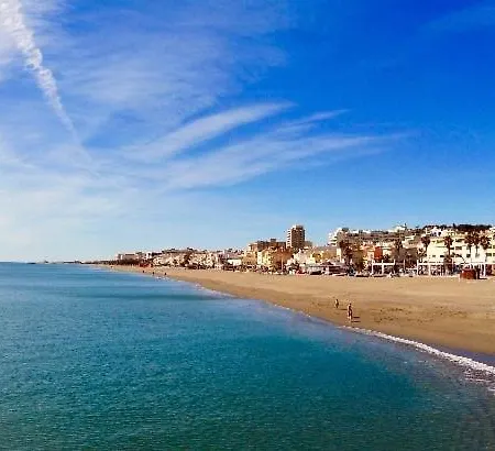 Апартаменти Torre De La Roca Industrial69 *