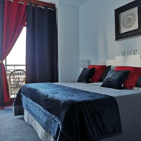 Torre De La Roca Industrial69 *