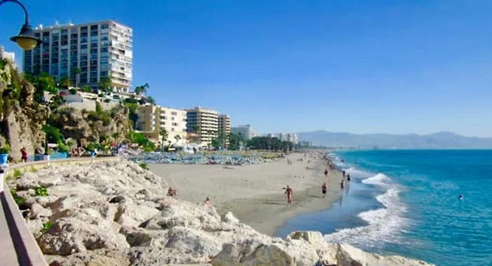 Torre De La Roca Industrial69 * Torremolinos