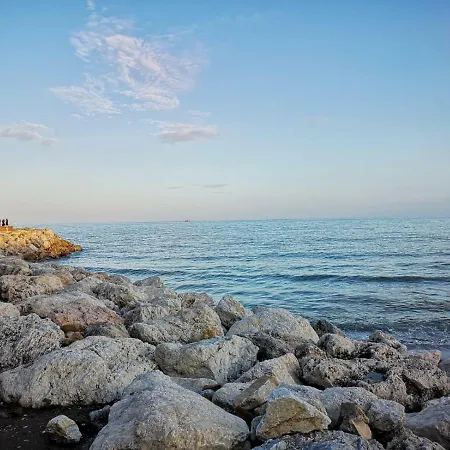 Torre De La Roca Industrial69 *